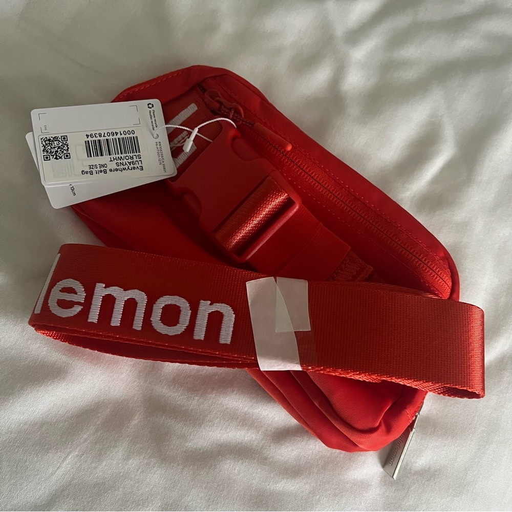 đ Lululemon Everywhere Belt Bag EBB - Solar Orange - Picture 3 of 6